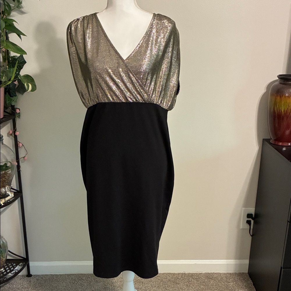 New Look Maternity Gold and Black Dress